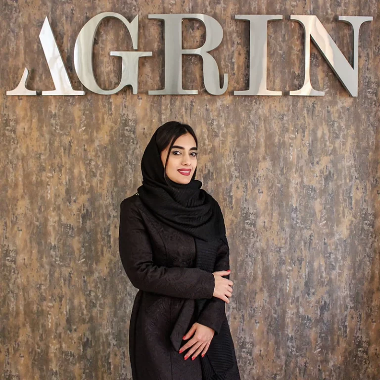 ندا شعبانی کارشناس فروش